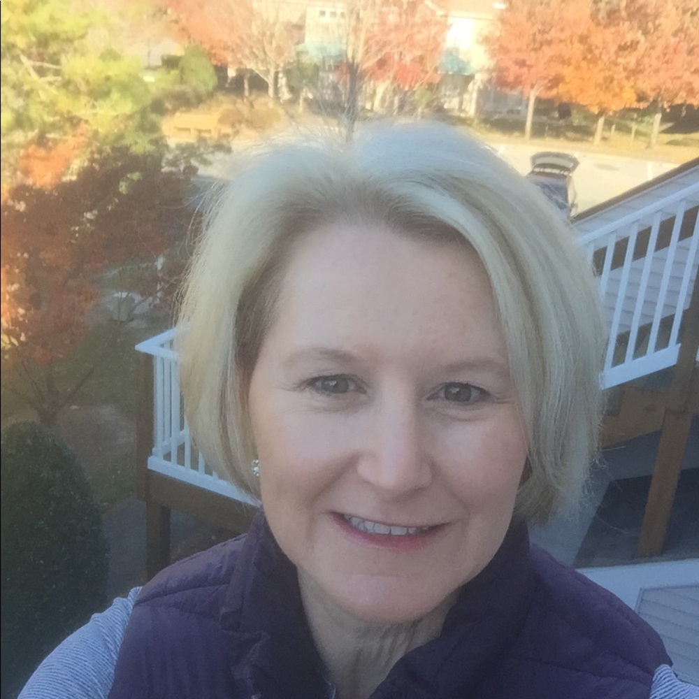 Meet your Posher, Julie